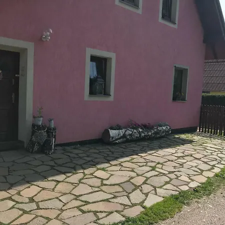Apartman U Hriste Krkonose Apartment *